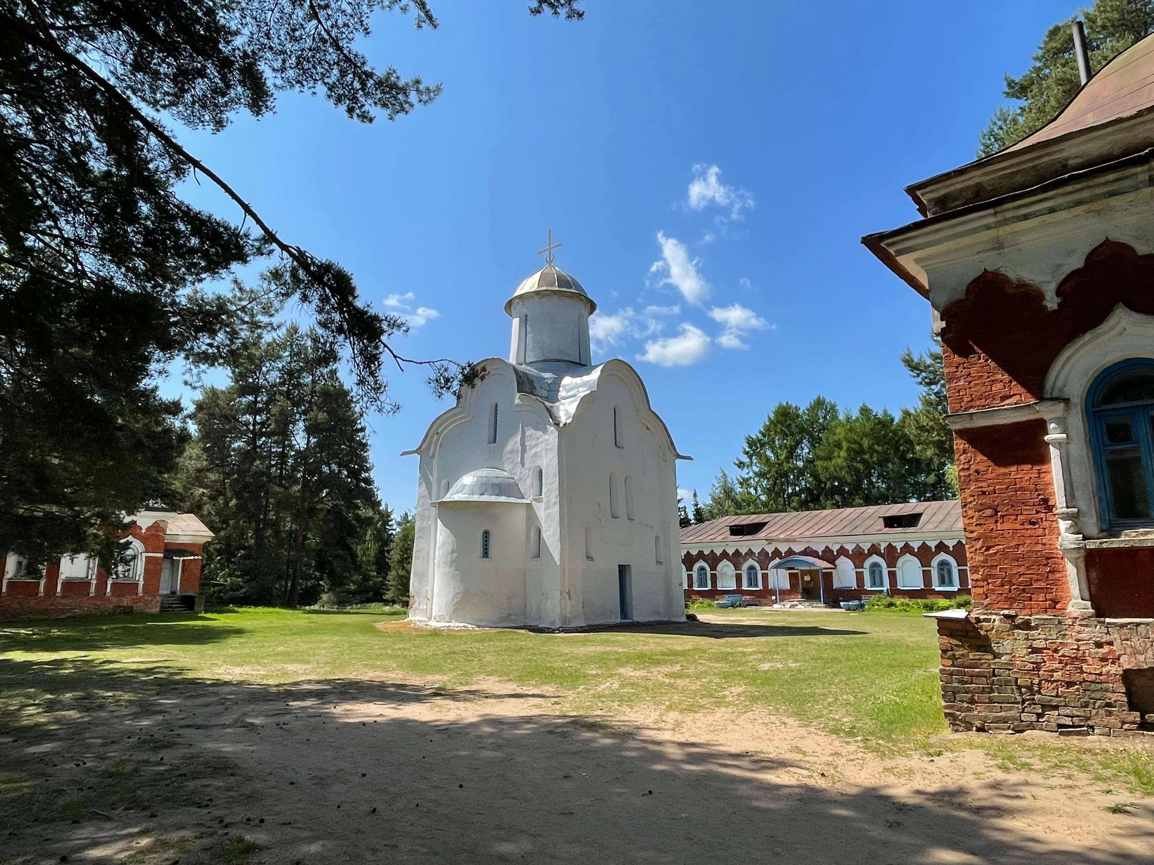 Новгород